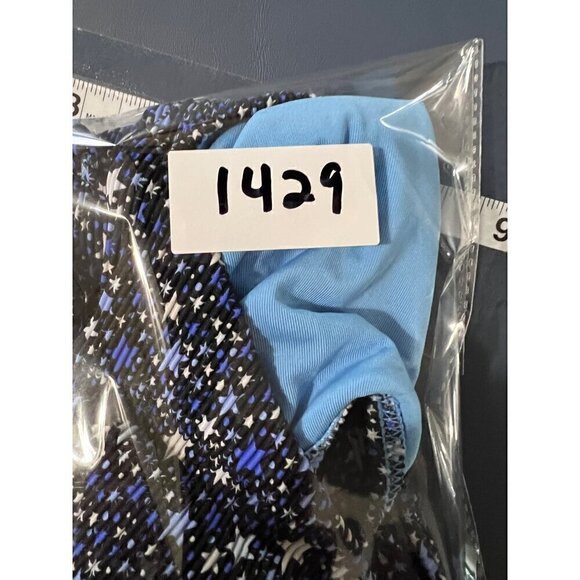 Aerie One-Piece Swimsuit Small With Star print Cut out Beach Vacation tropical - Picture 8 of 8